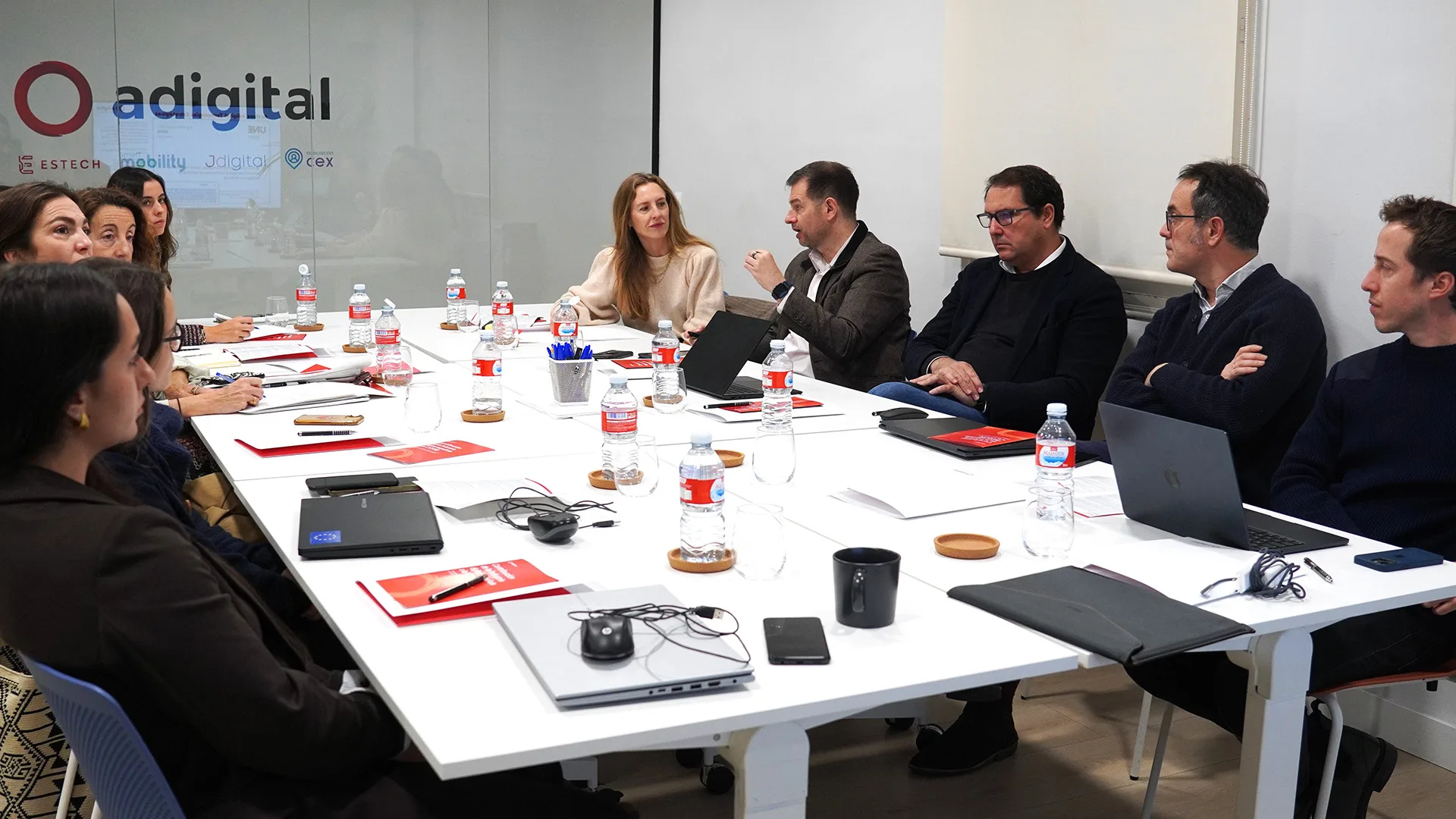 Adigital presenta el primer marco de gobernanza de emisiones digitales en España en el marco de la COP30